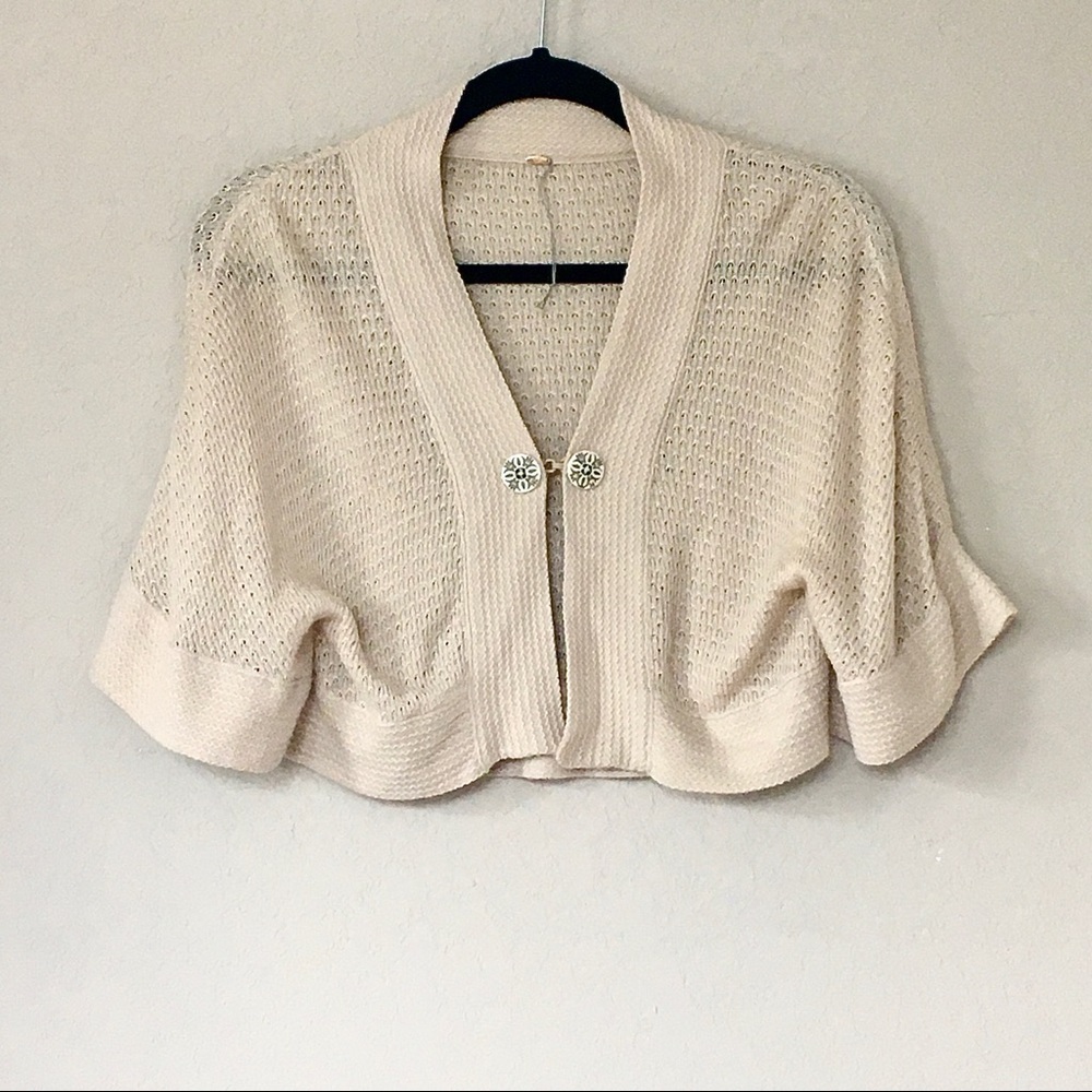 Anthropologie Knit Shrug in Light Tan | EUC